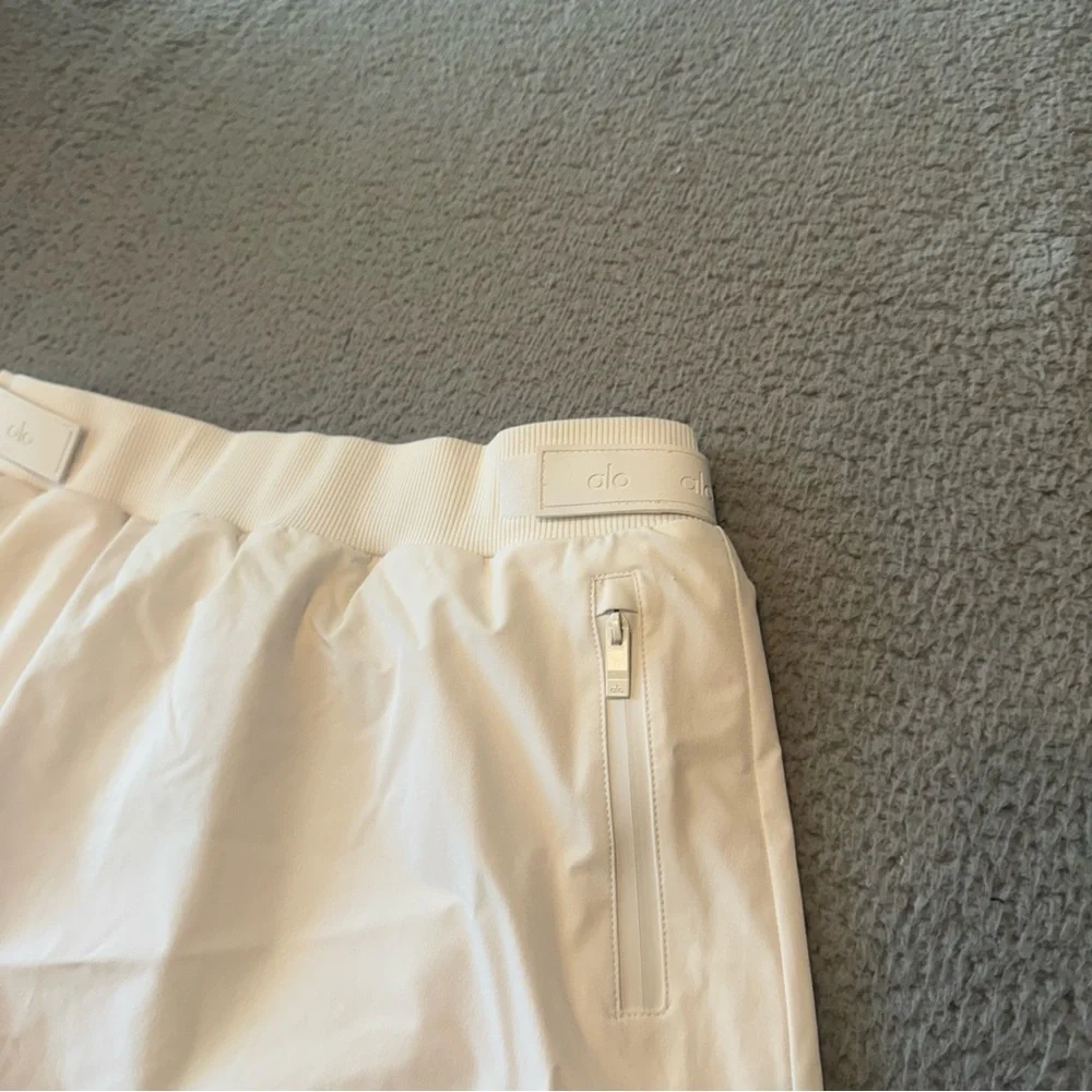 Womens Alo High-Waist Elevation Mini Skirt Ivory Large L White